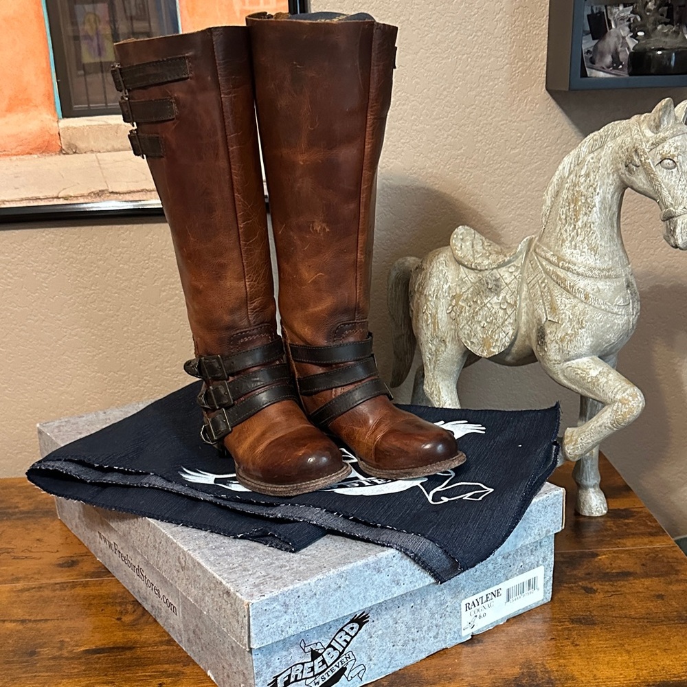 Freebird by Steven Raylene Leather Knee-High Boots EUC